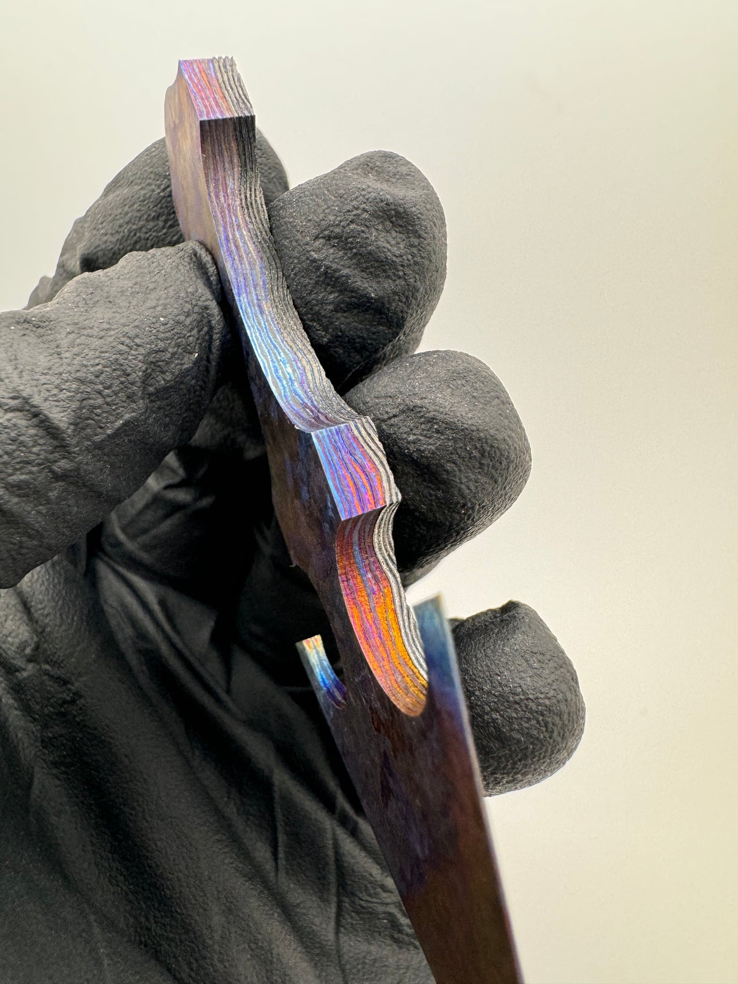 Blacktop Timascus Talon Necker (Flame-Anodized)