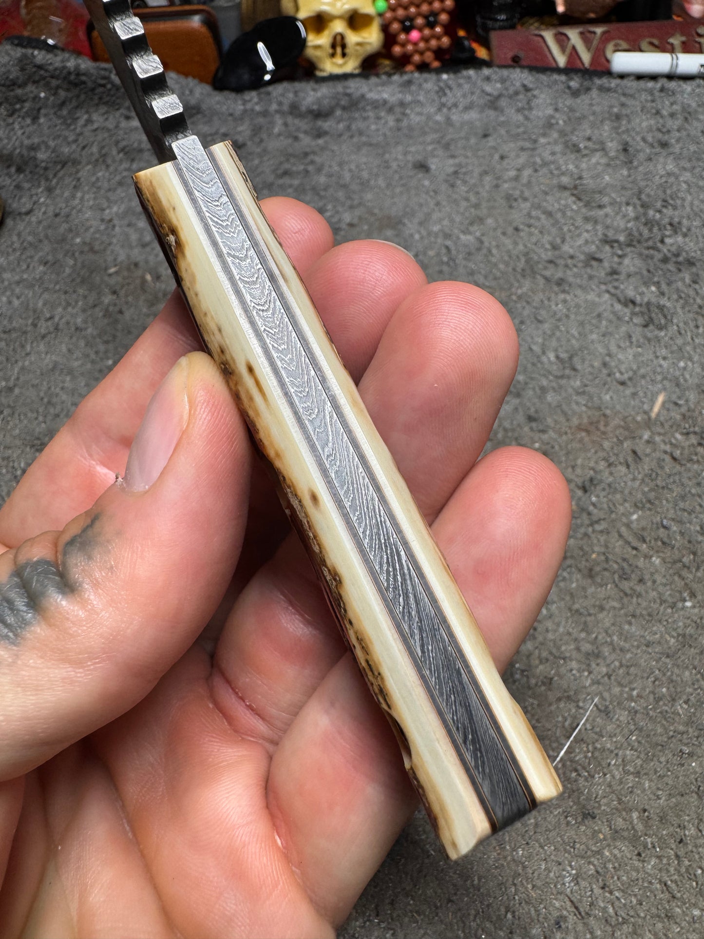 Deville Shadow Feather/Woolly Mammoth HawkEye Bowie