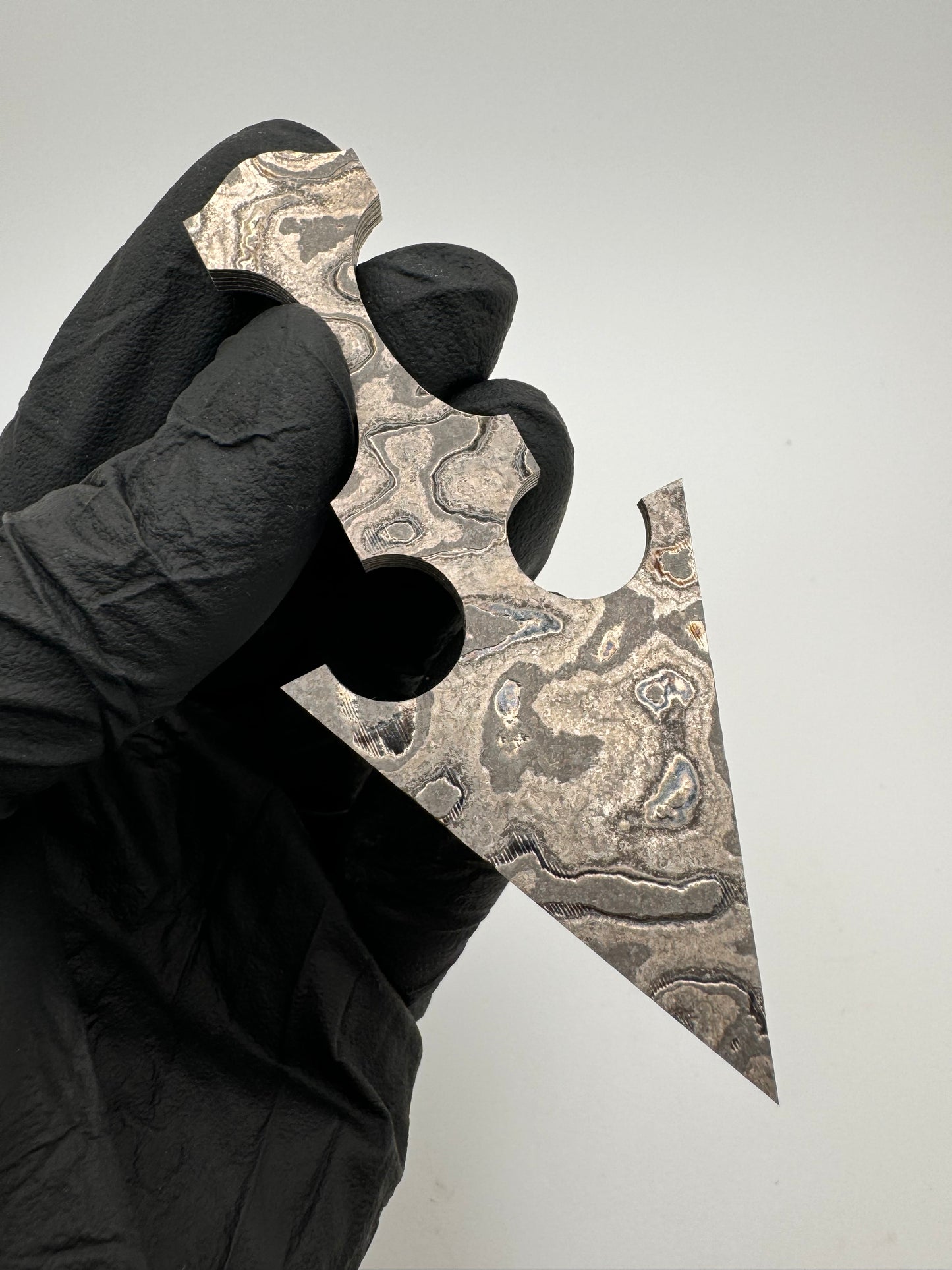 Zr/Ti Damascus Talon Necker (Crystallized Monochrome)