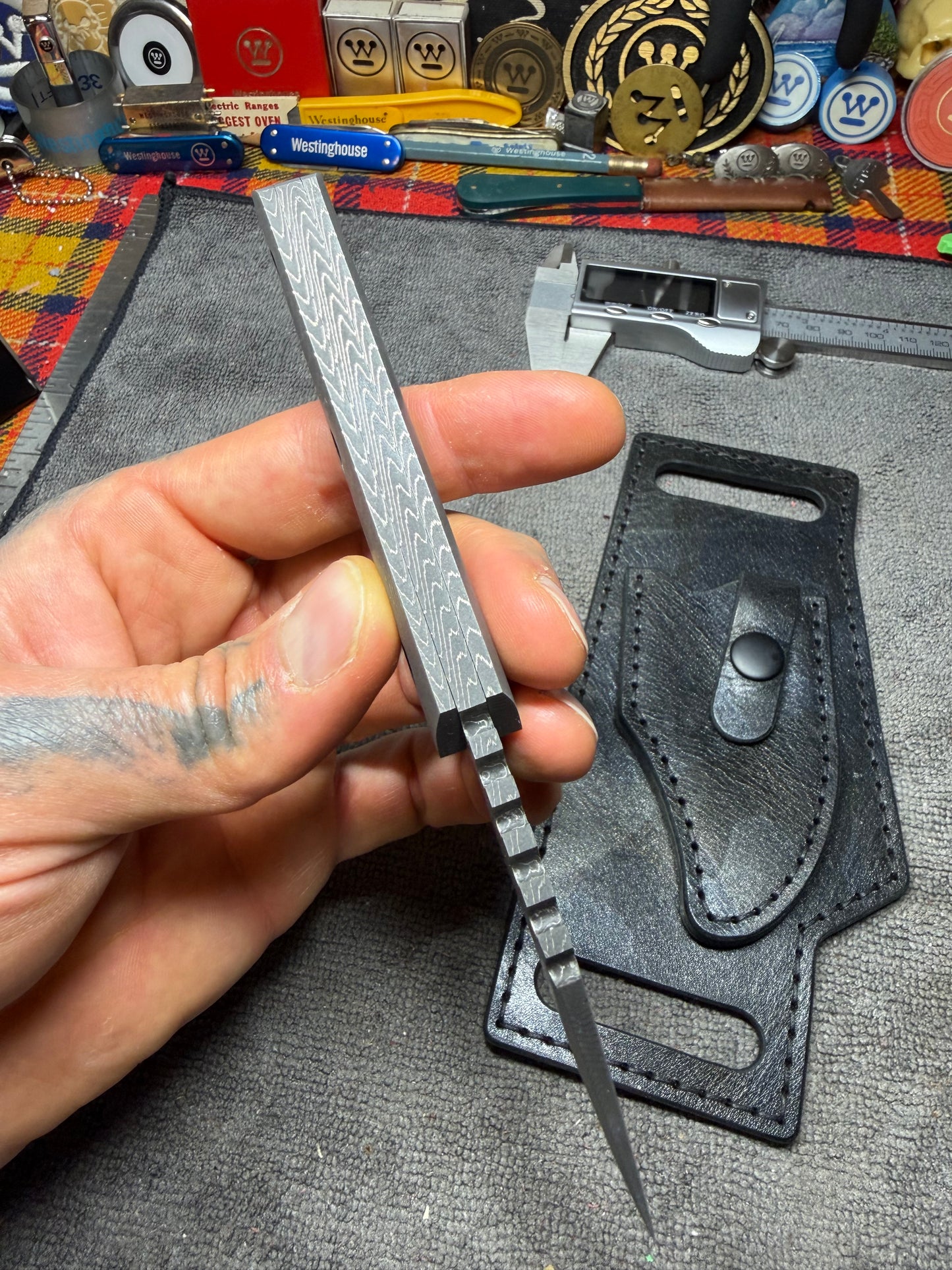 Vegas Forge Stainless Herringbone HawkEye Bowie